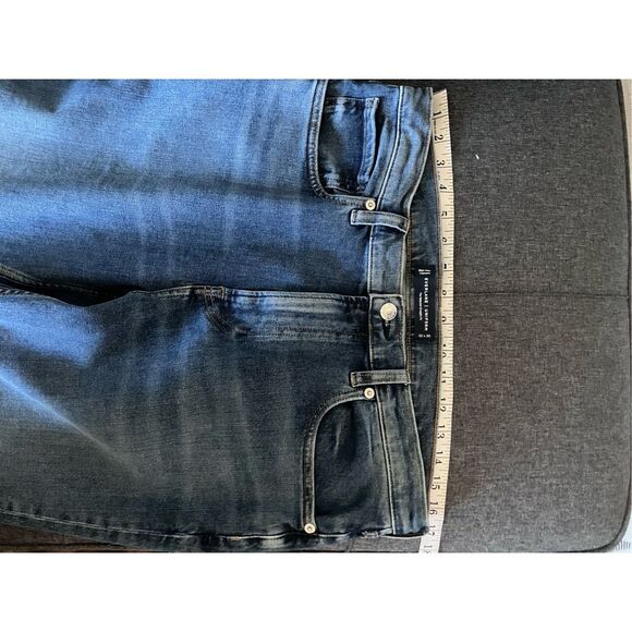 EVERLANE Medium Washed Uniform Relaxed Straight Fit Size 32x30 - Picture 8 of 12